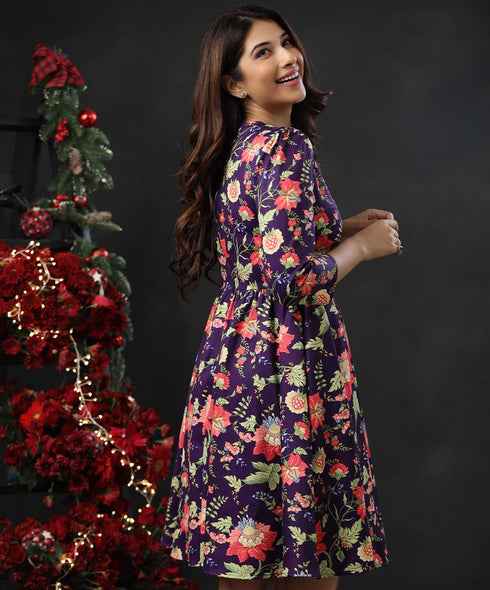 Three Quarter Sleeve Round Neck Dress